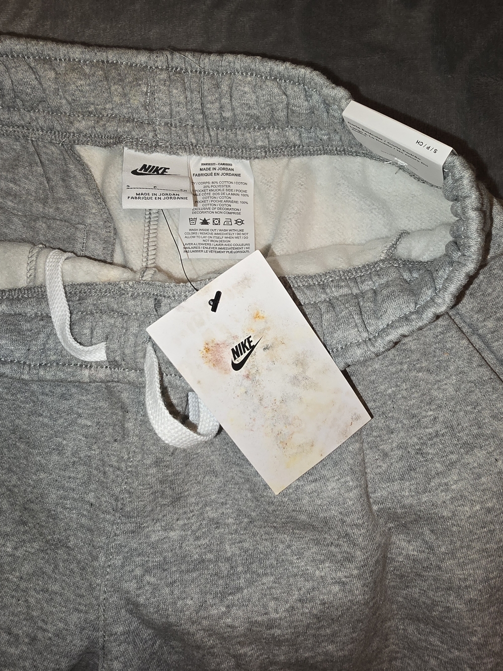 Men's Grey Athletic Shorts With A White Swoosh Standard Fit & Knee Length - Picture 6 of 8